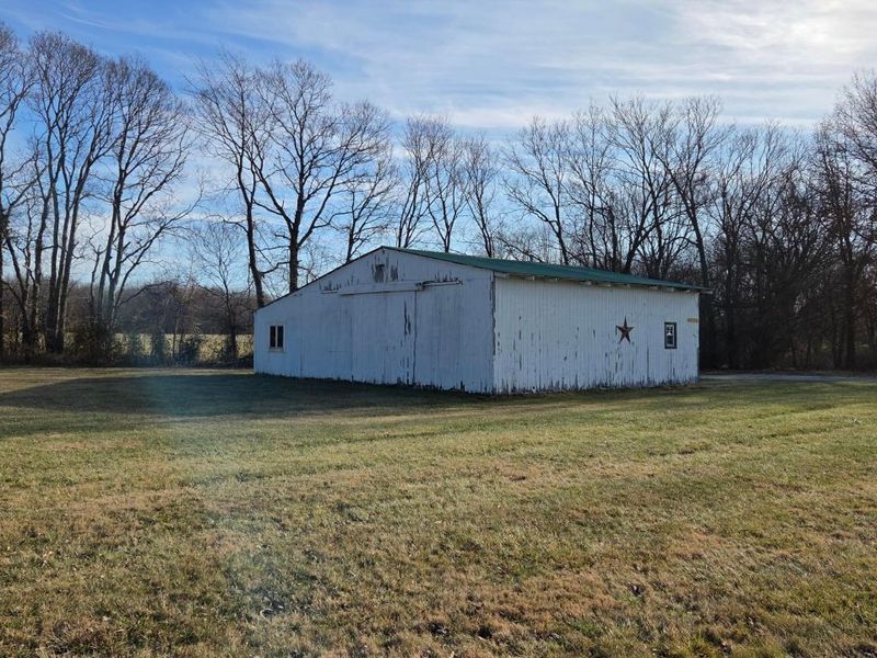 8040 Schleppi Road, Westerville, OH 43081 Photo 5