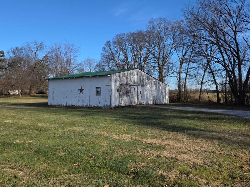 8040 Schleppi Road, Westerville, OH 43081 Photo 6