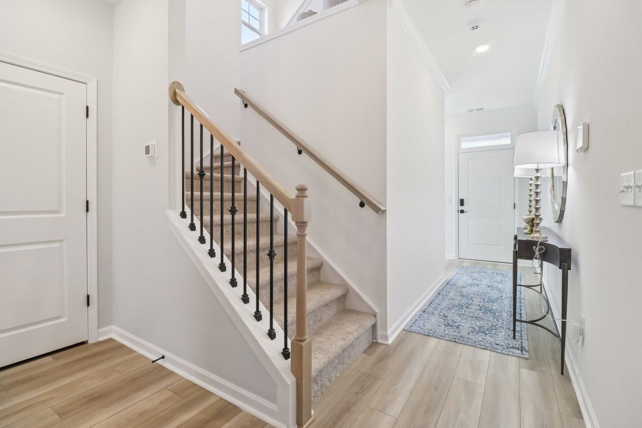 704 Bramble Way Photo 12