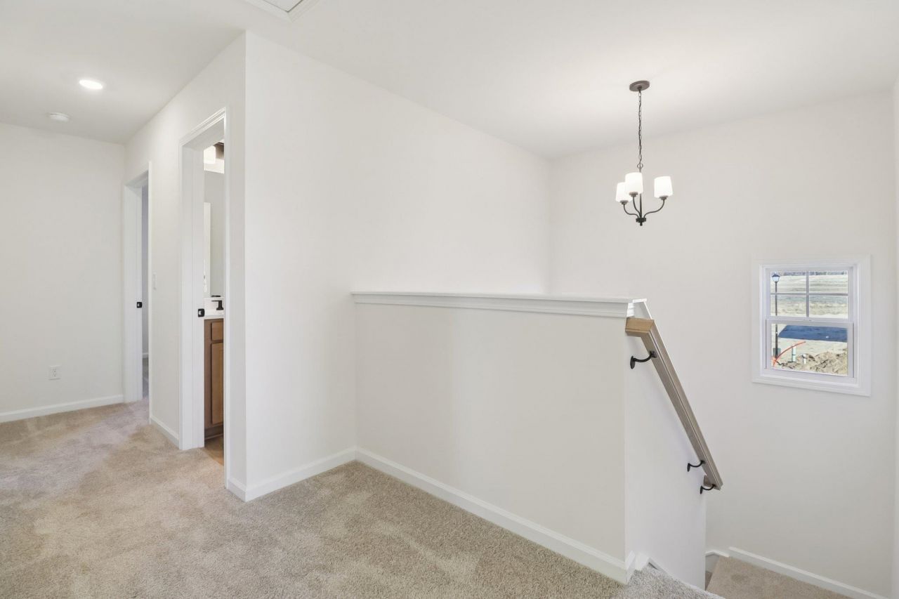 704 Bramble Way Photo 13