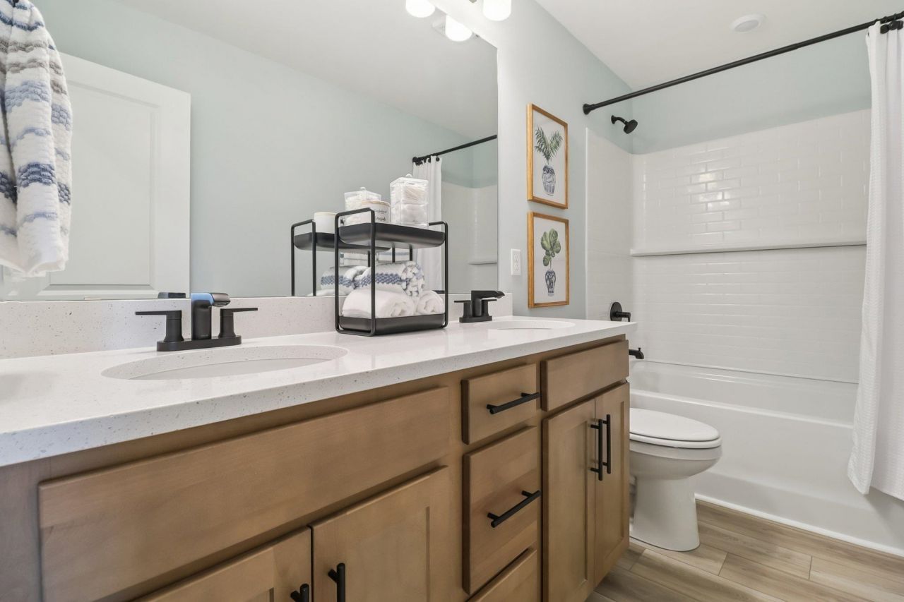 704 Bramble Way Photo 16