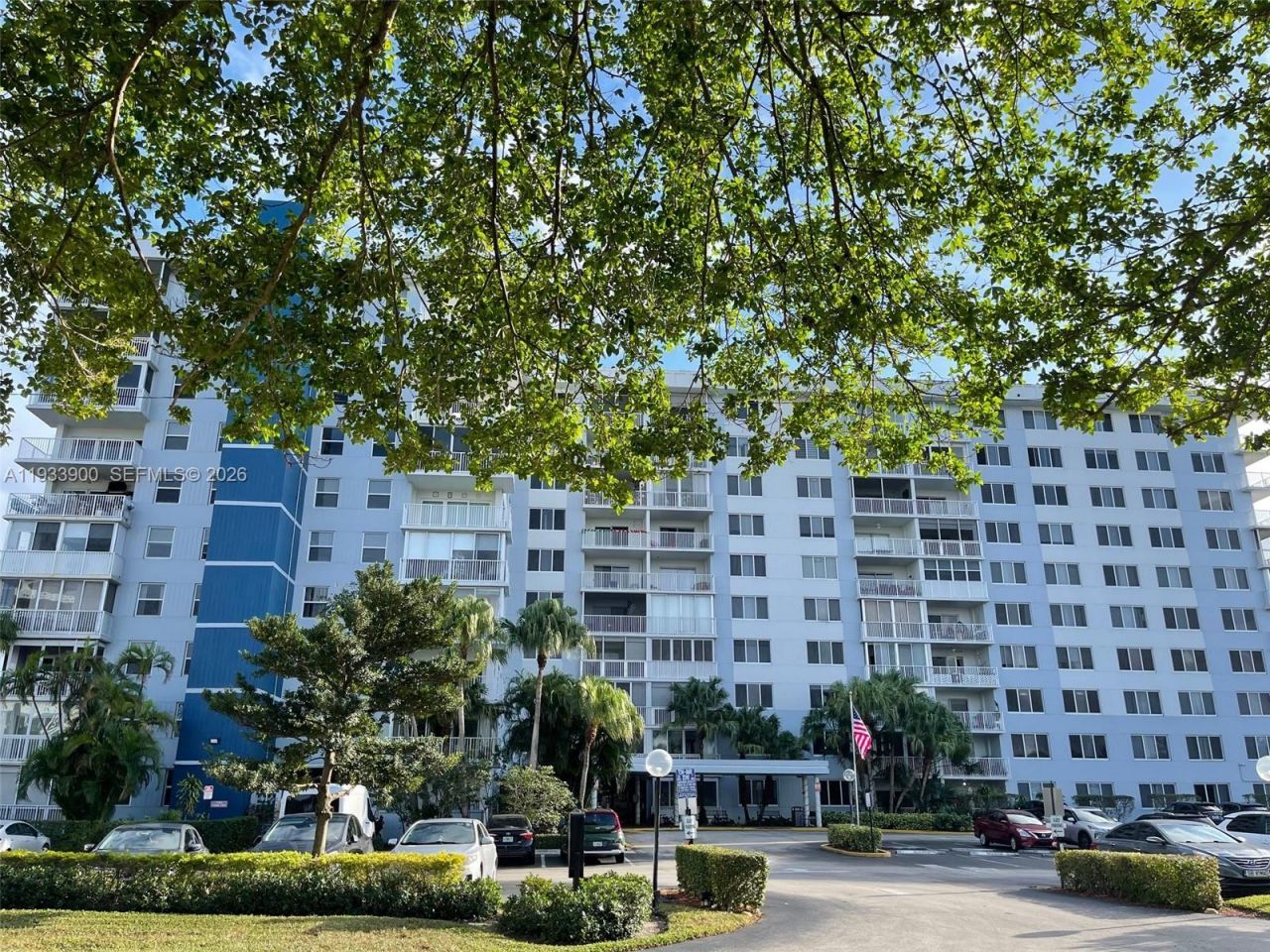 4200 Hillcrest Dr , Unit 802, Hollywood, FL 33021 Photo