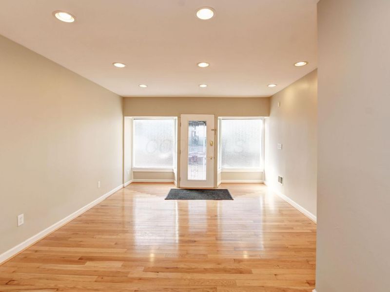 746 Beech Street, Columbus, OH 43206 Photo 3