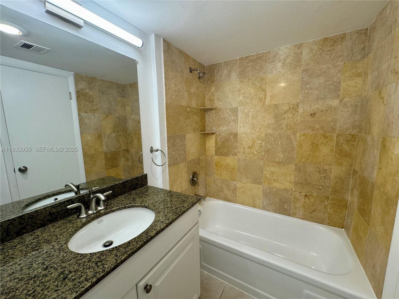 2851 NE 183rd St, Unit 1007E, Aventura, FL 33160 Photo
