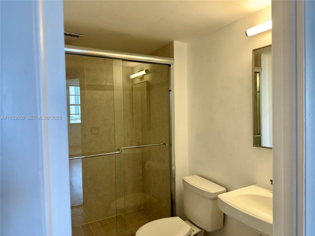 2851 NE 183rd St, Unit 1007E, Aventura, FL 33160 Photo