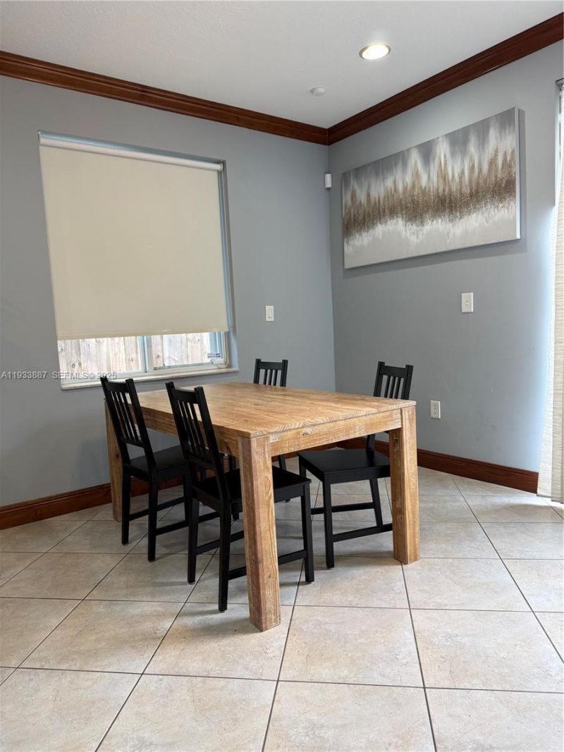 1055 NE 85th St, Unit 1055, Miami, FL 33138 Photo