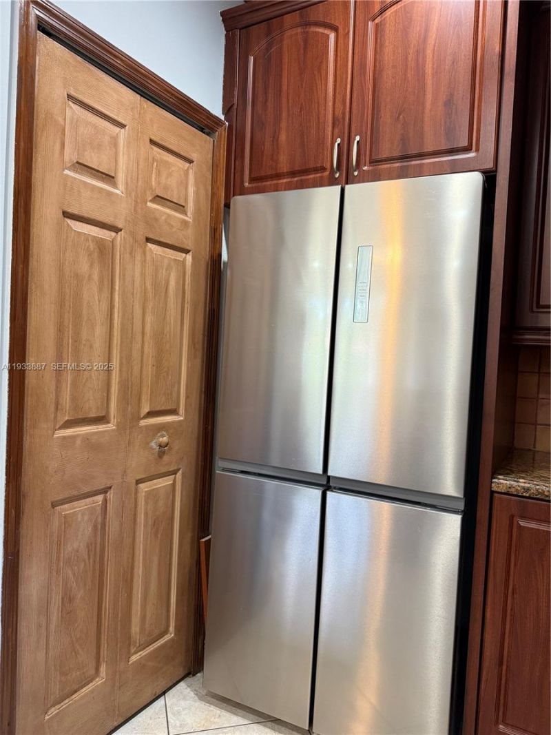 1055 NE 85th St, Unit 1055, Miami, FL 33138 Photo