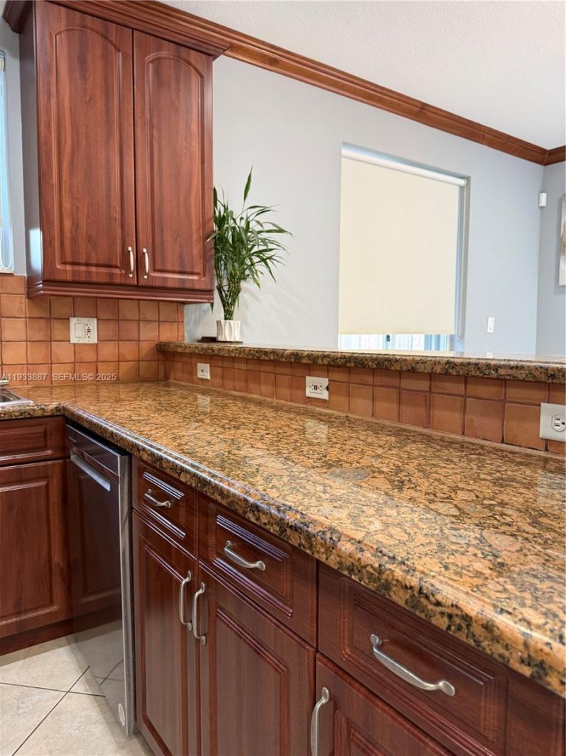 1055 NE 85th St, Unit 1055, Miami, FL 33138 Photo