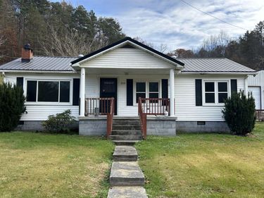 319 Highway 472 Highway, Manchester, KY 40962