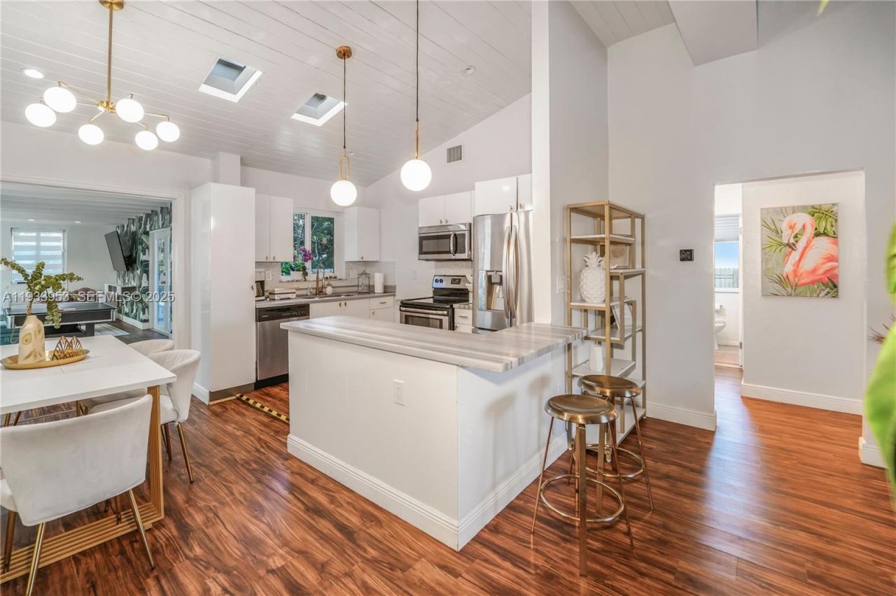 65 NW 116th St, Miami, FL 33168 Photo