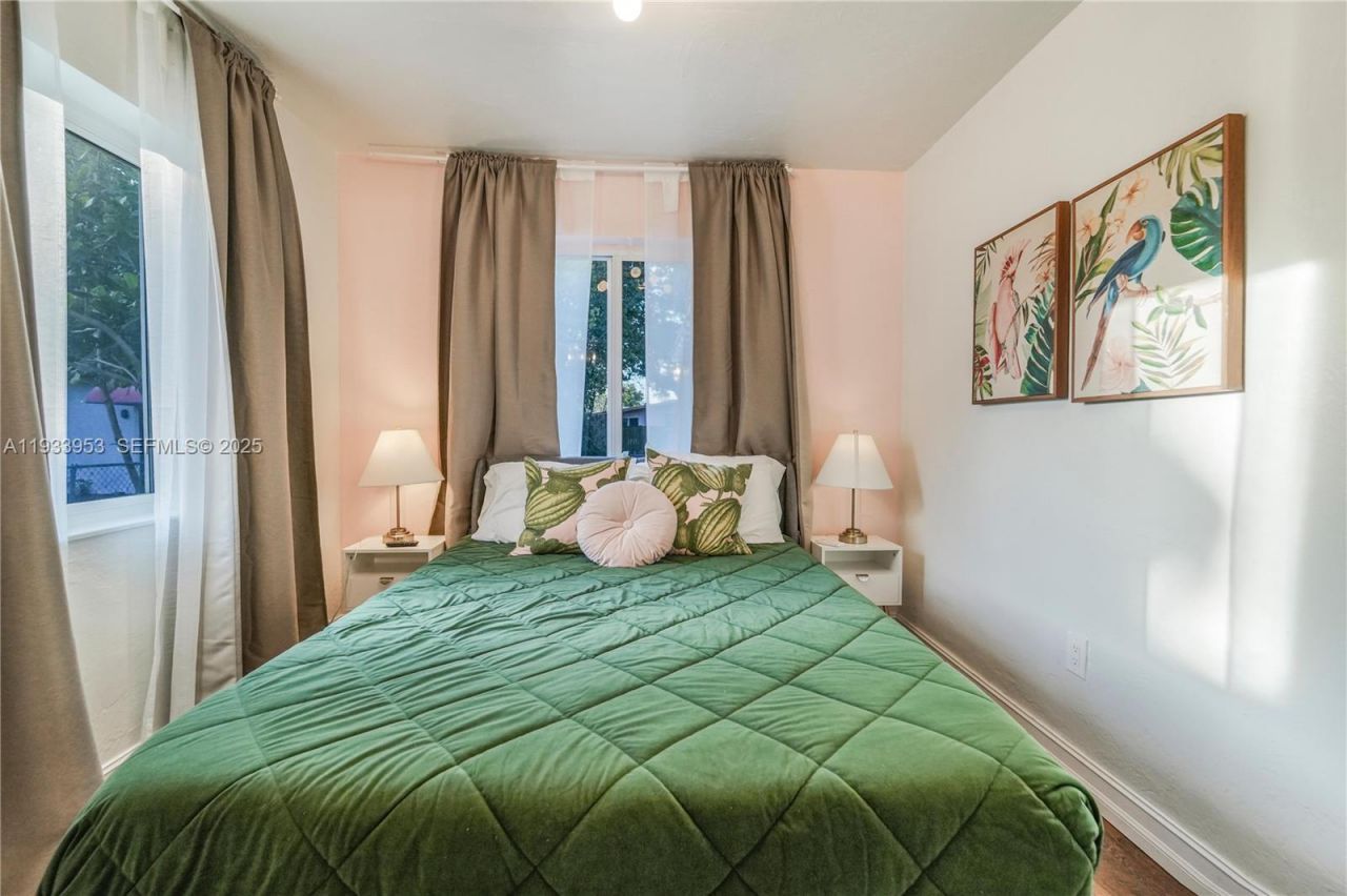 65 NW 116th St, Miami, FL 33168 Photo