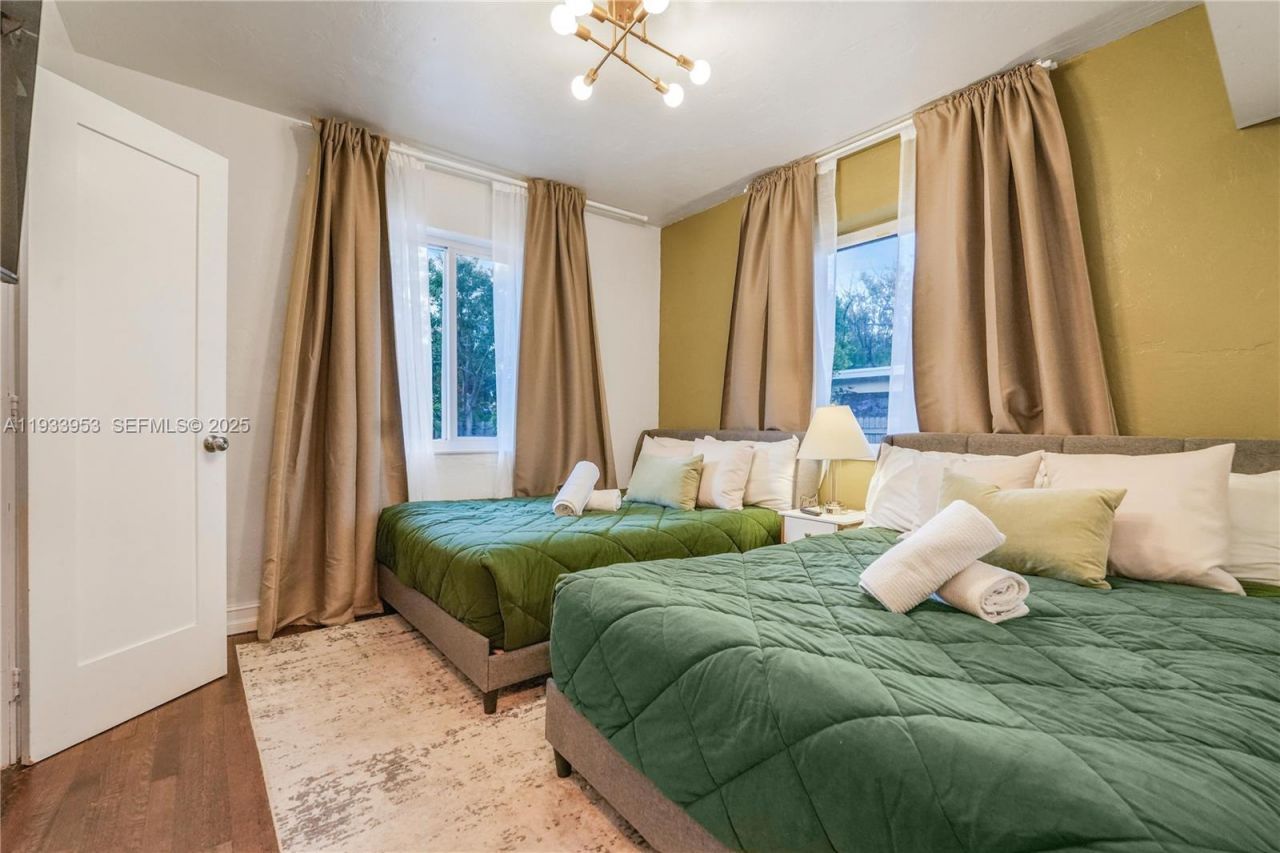 65 NW 116th St, Miami, FL 33168 Photo