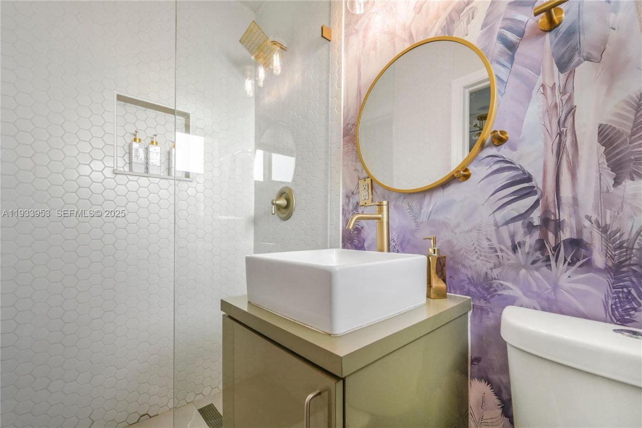 65 NW 116th St, Miami, FL 33168 Photo