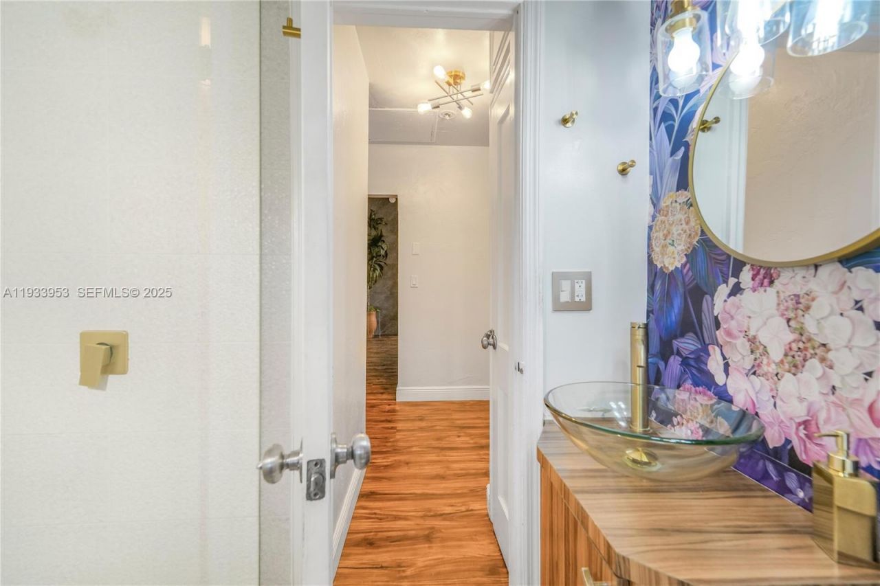 65 NW 116th St, Miami, FL 33168 Photo