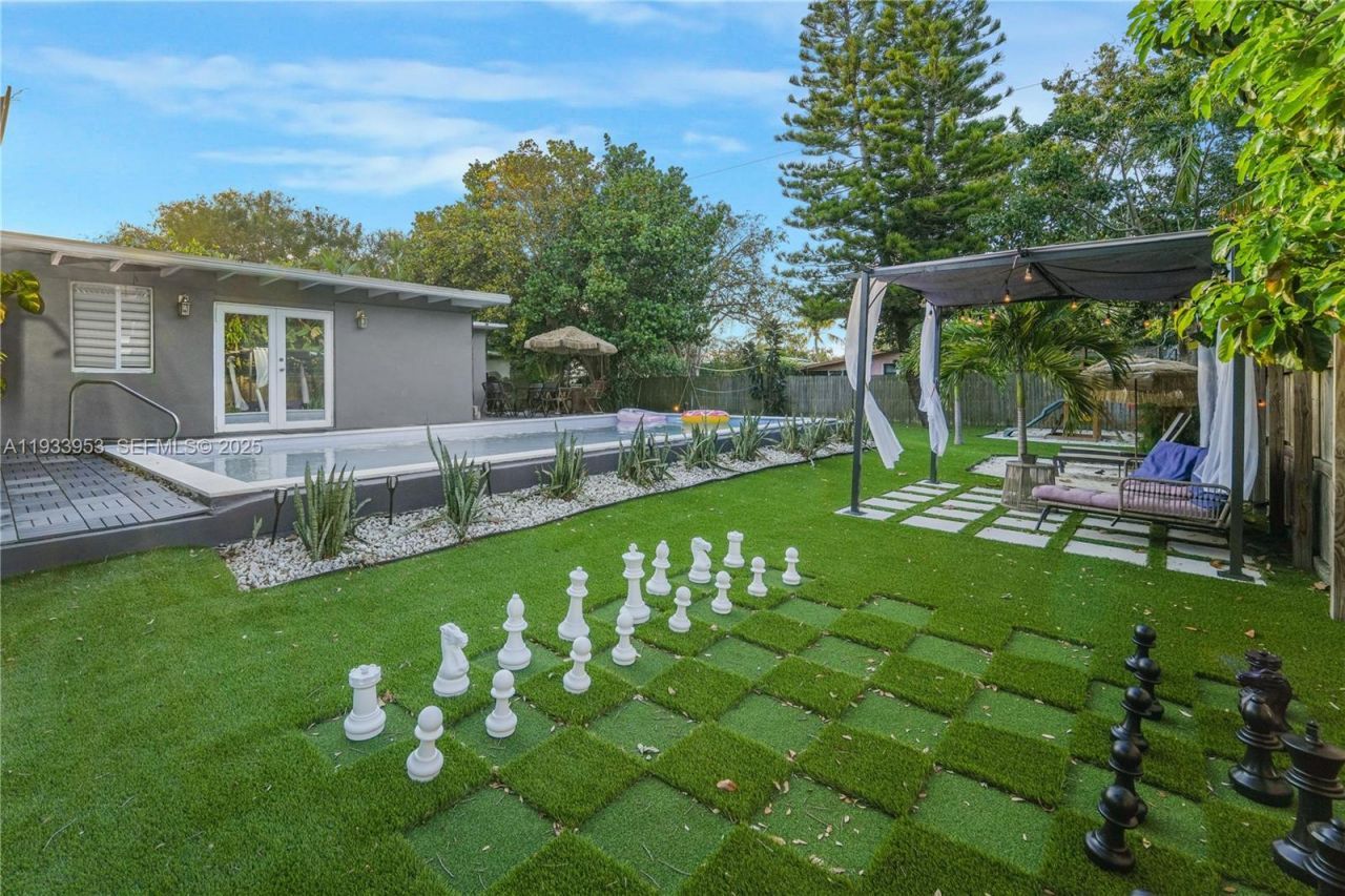 65 NW 116th St, Miami, FL 33168 Photo