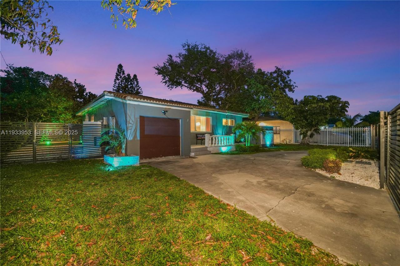 65 NW 116th St, Miami, FL 33168 Photo