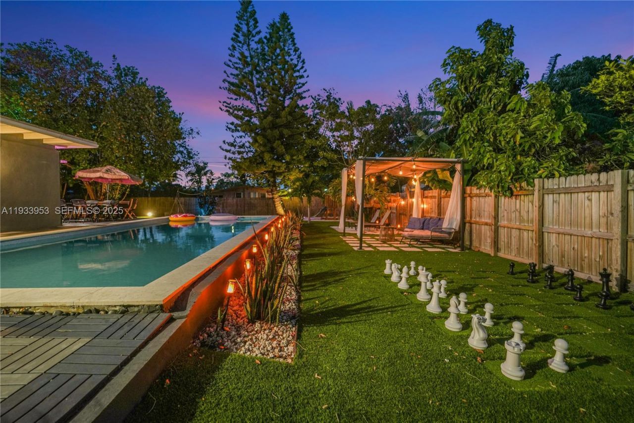 65 NW 116th St, Miami, FL 33168 Photo