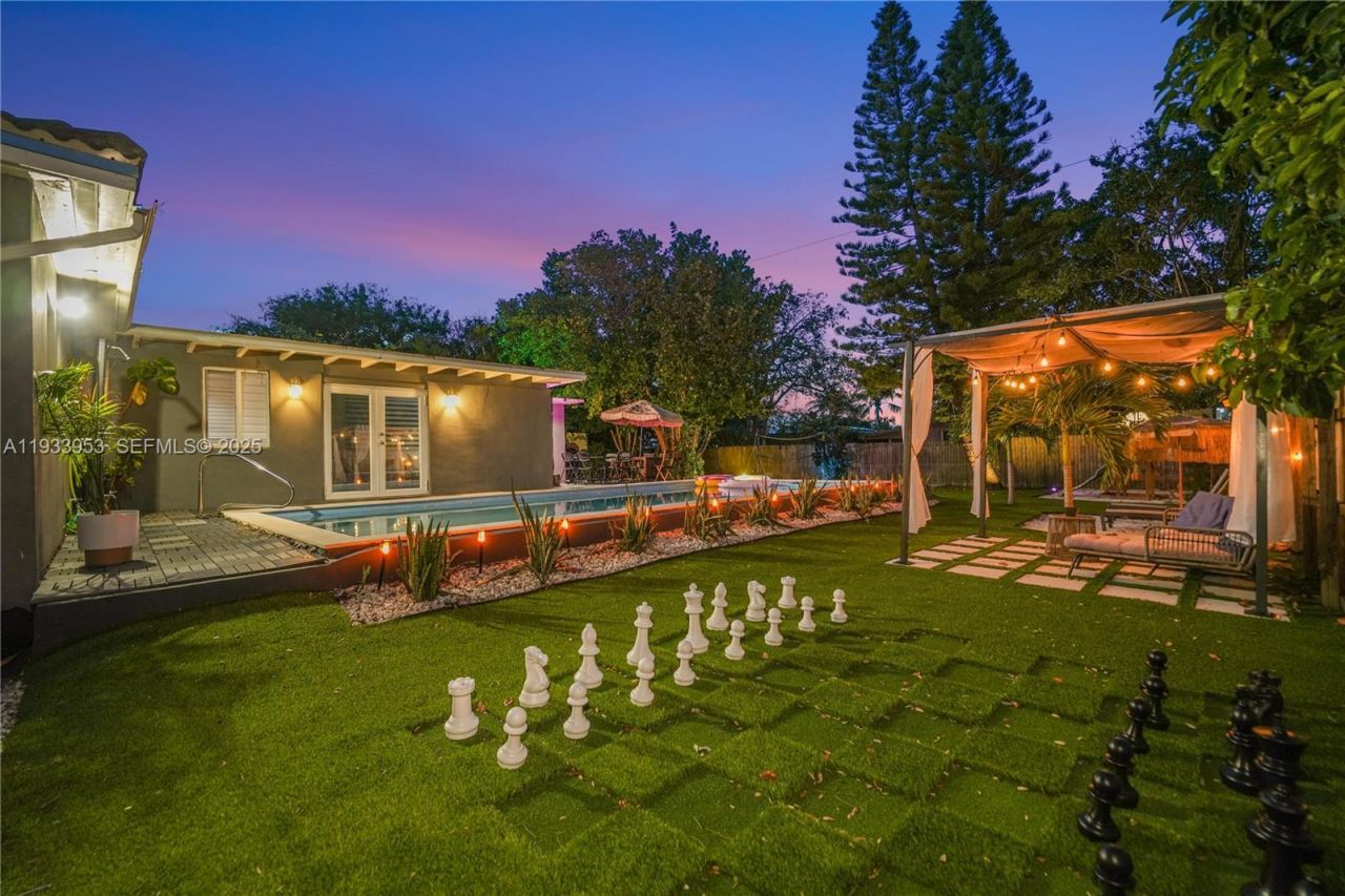 65 NW 116th St, Miami, FL 33168 Photo