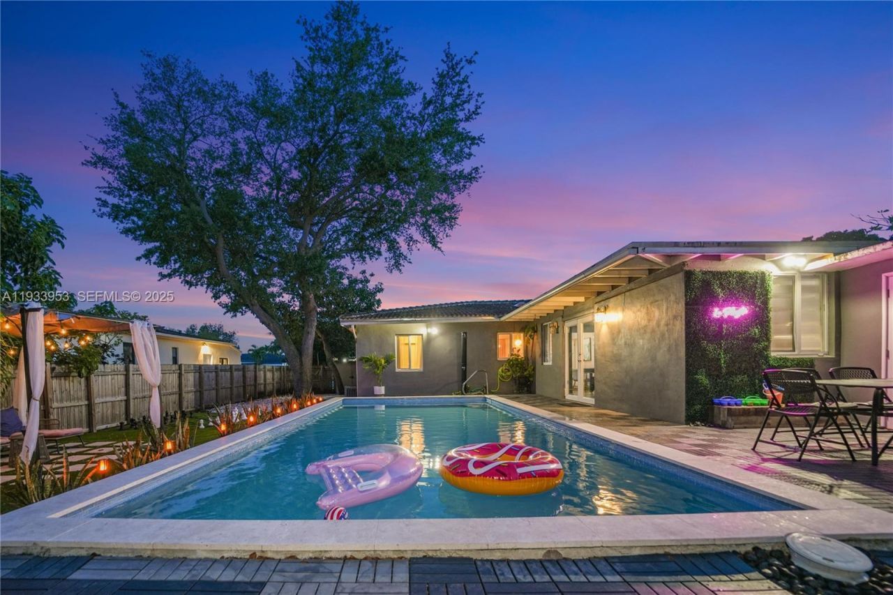 65 NW 116th St, Miami, FL 33168 Photo