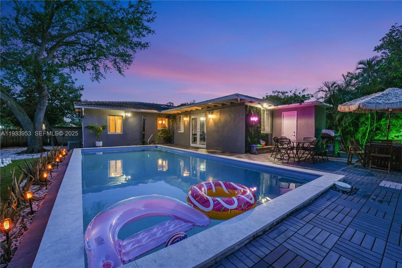 65 NW 116th St, Miami, FL 33168 Photo