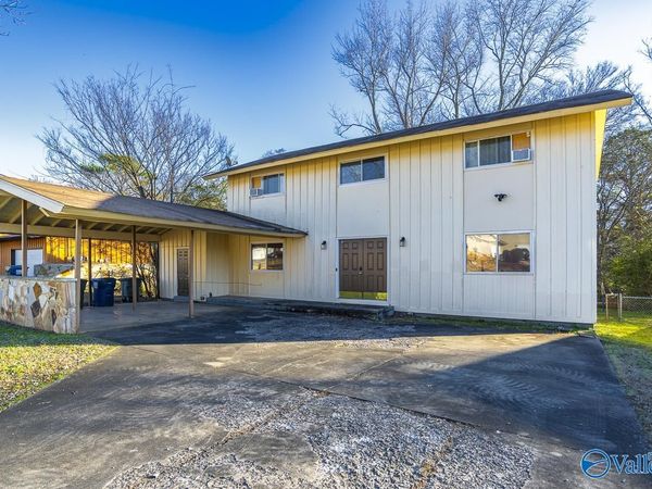 6015 Kimbrell Lane NW, Huntsville, AL 35810