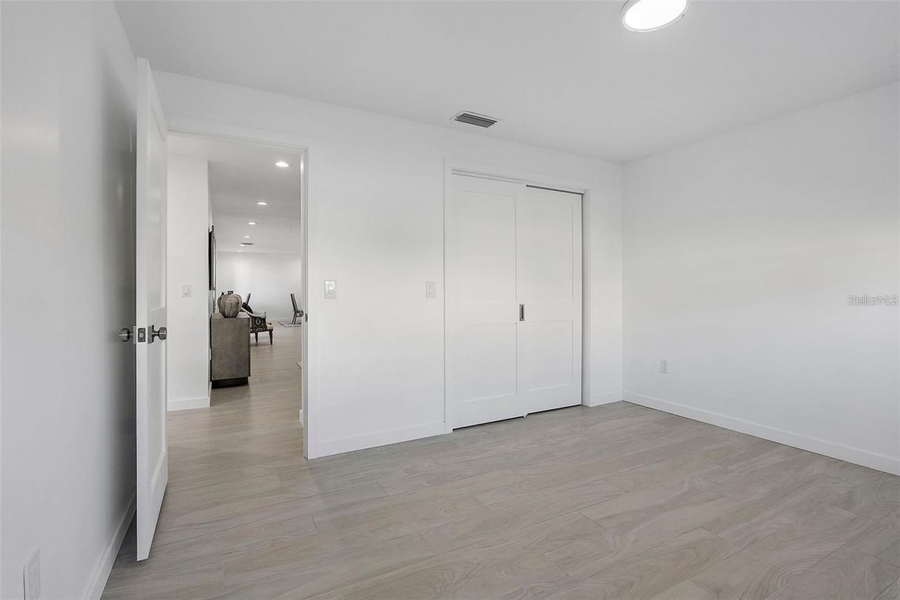 1984 Kansas Avenue Ne, Saint Petersburg, FL 33703 Photo