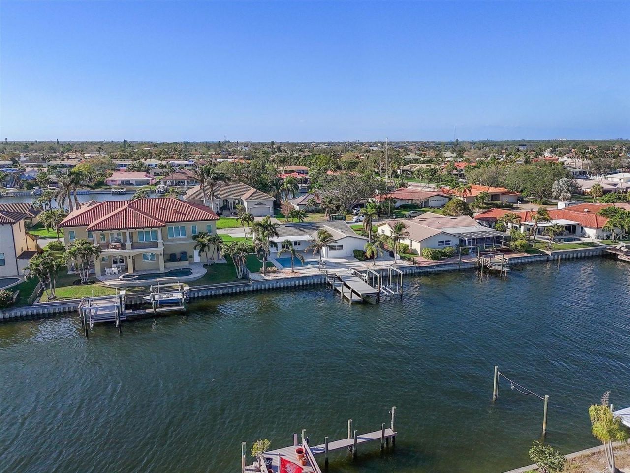 1984 Kansas Avenue Ne, Saint Petersburg, FL 33703 Photo