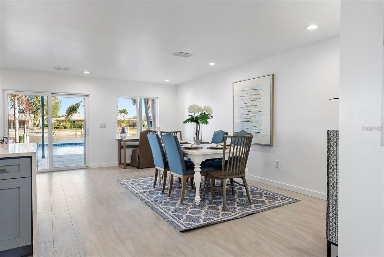 1984 Kansas Avenue Ne, Saint Petersburg, FL 33703 Photo