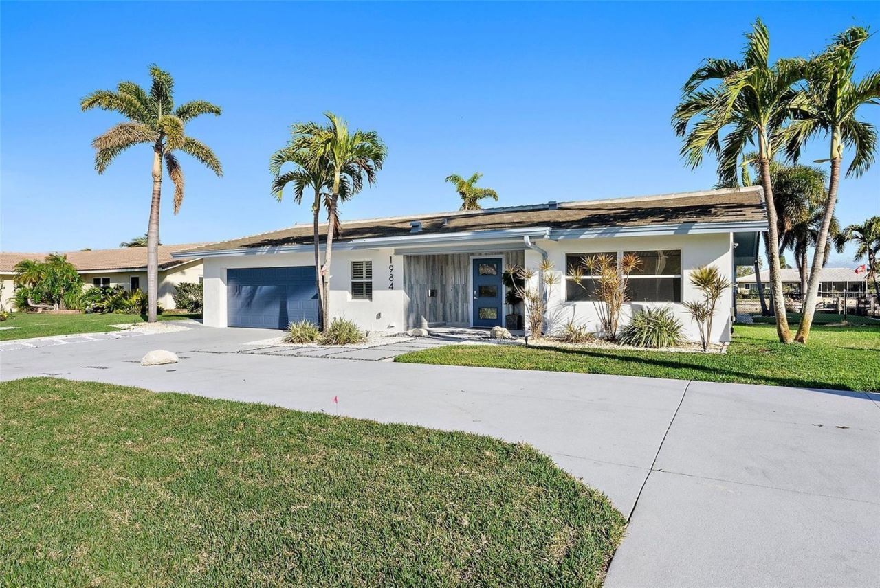 1984 Kansas Avenue Ne, Saint Petersburg, FL 33703 Photo