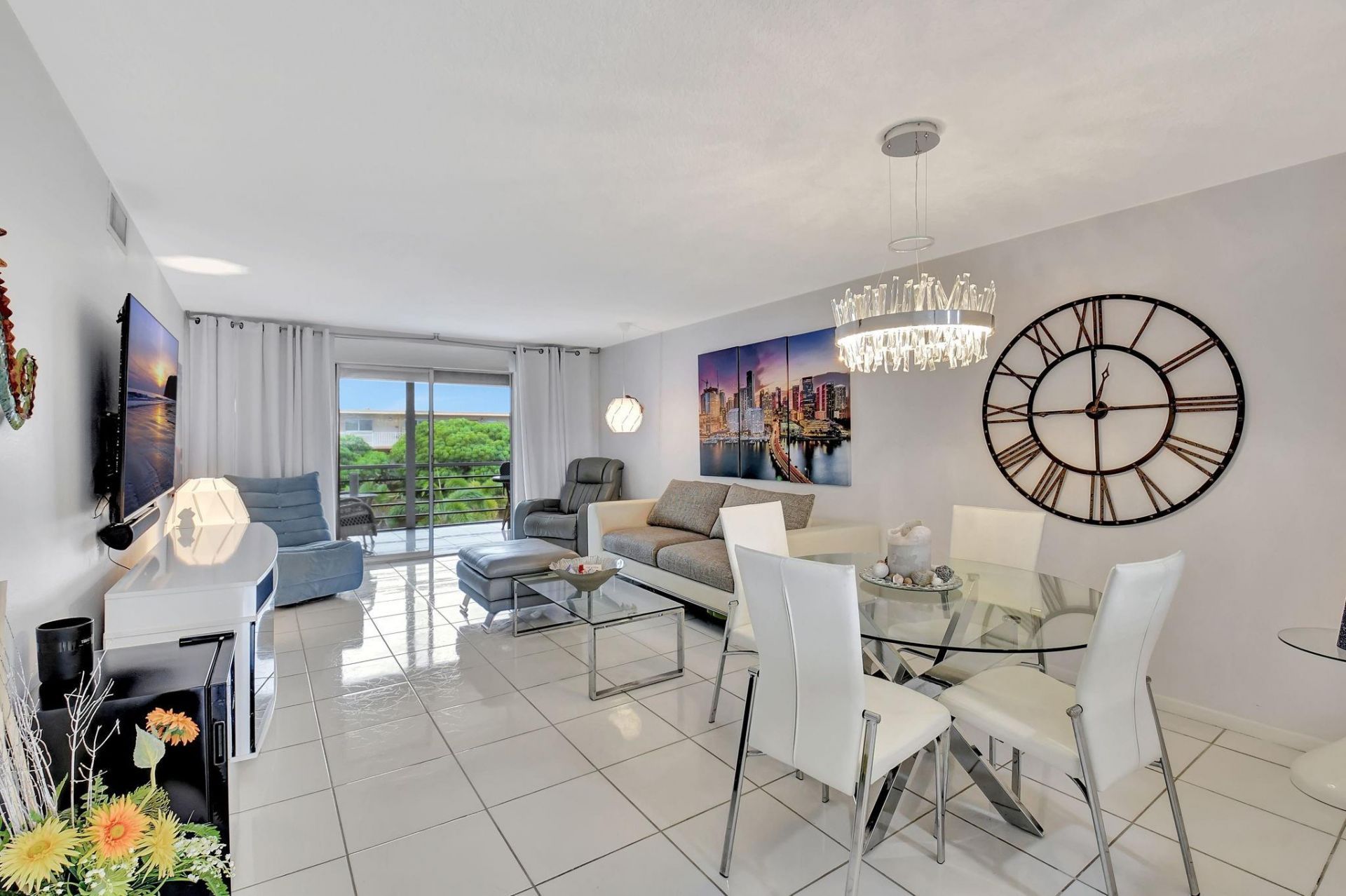 2615 NE 3rd Ct, Unit 411, Boynton Beach, FL 33435 Photo