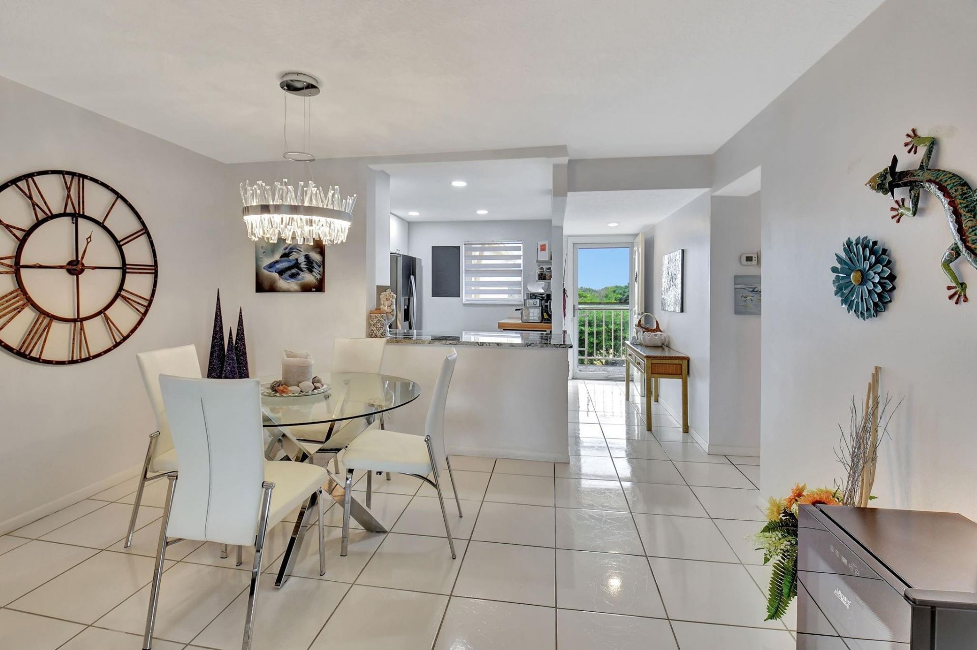 2615 NE 3rd Ct, Unit 411, Boynton Beach, FL 33435 Photo