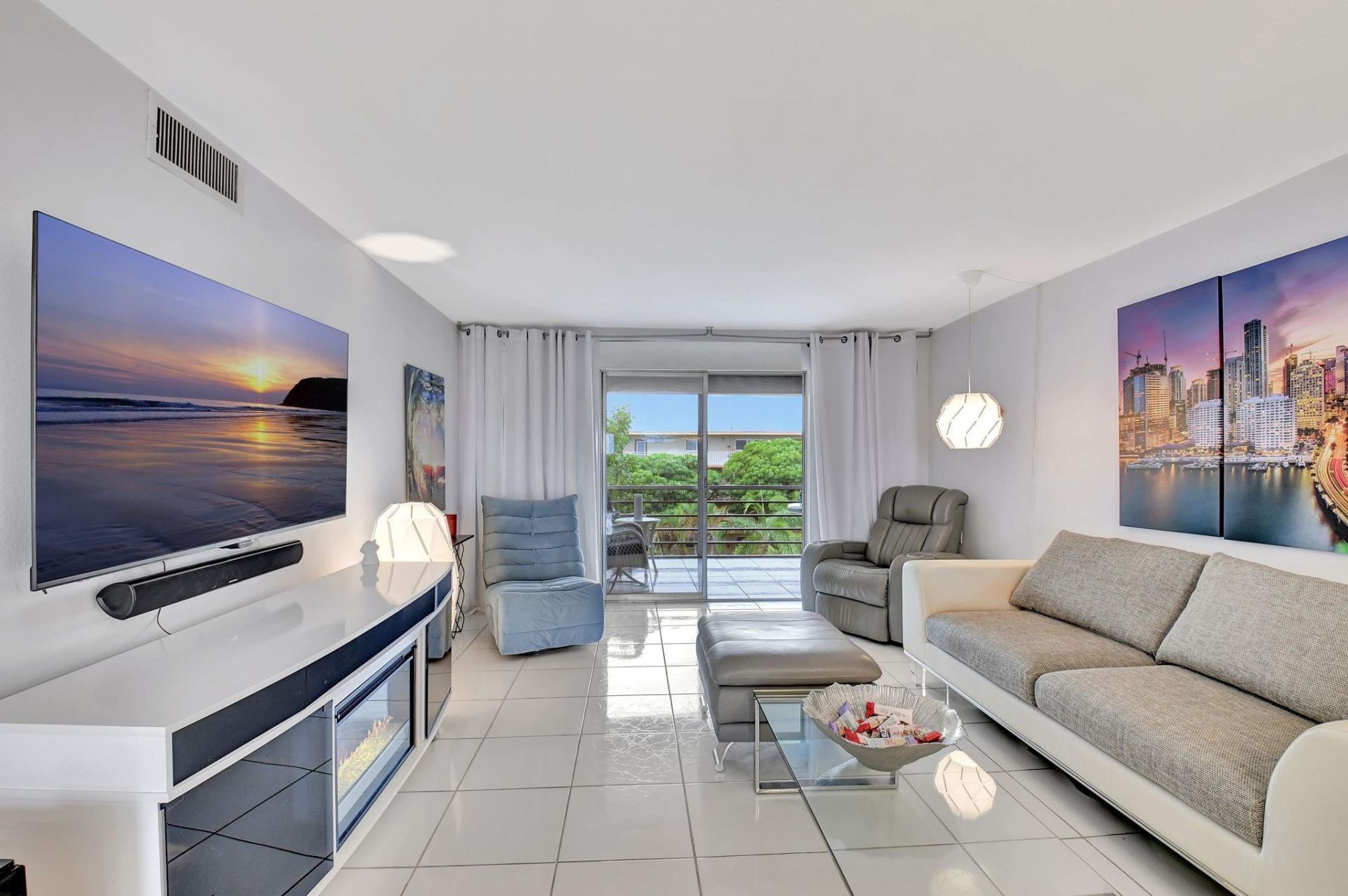 2615 NE 3rd Ct, Unit 411, Boynton Beach, FL 33435 Photo