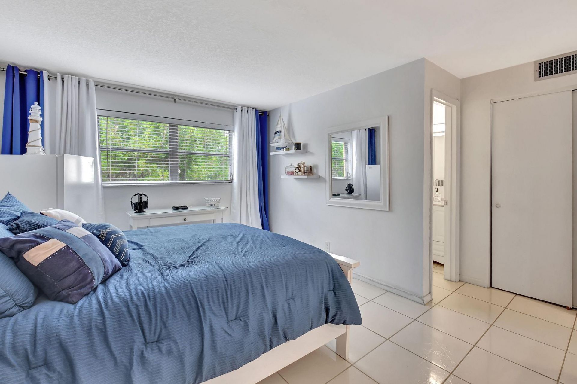 2615 NE 3rd Ct, Unit 411, Boynton Beach, FL 33435 Photo