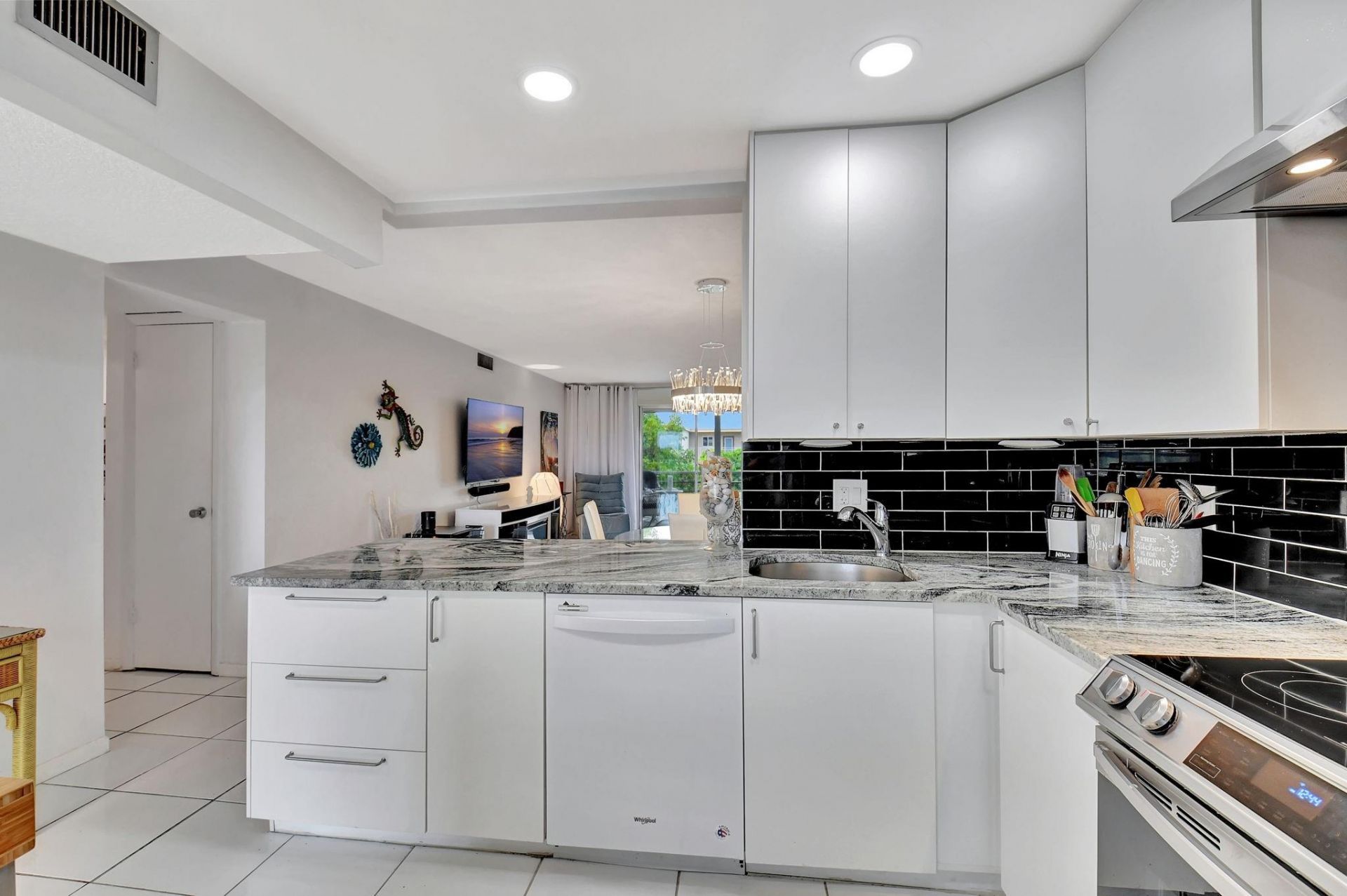 2615 NE 3rd Ct, Unit 411, Boynton Beach, FL 33435 Photo