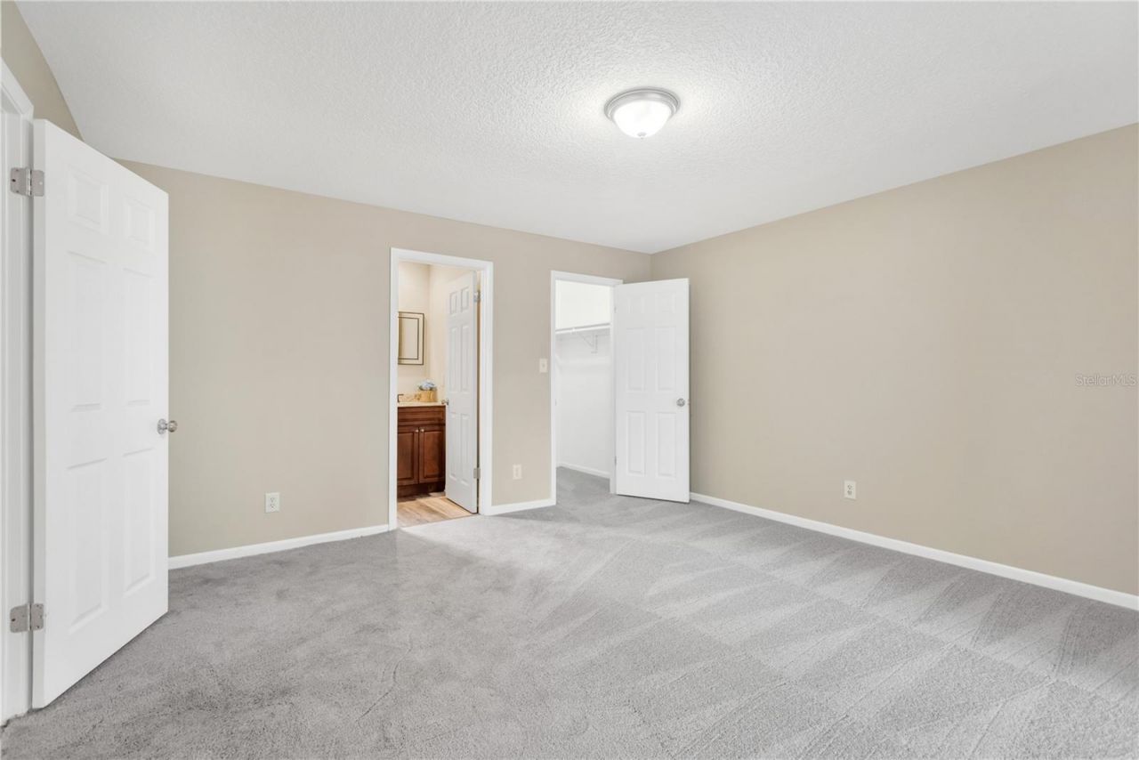 1948 Dodge Circle, Clearwater, FL 33760 Photo