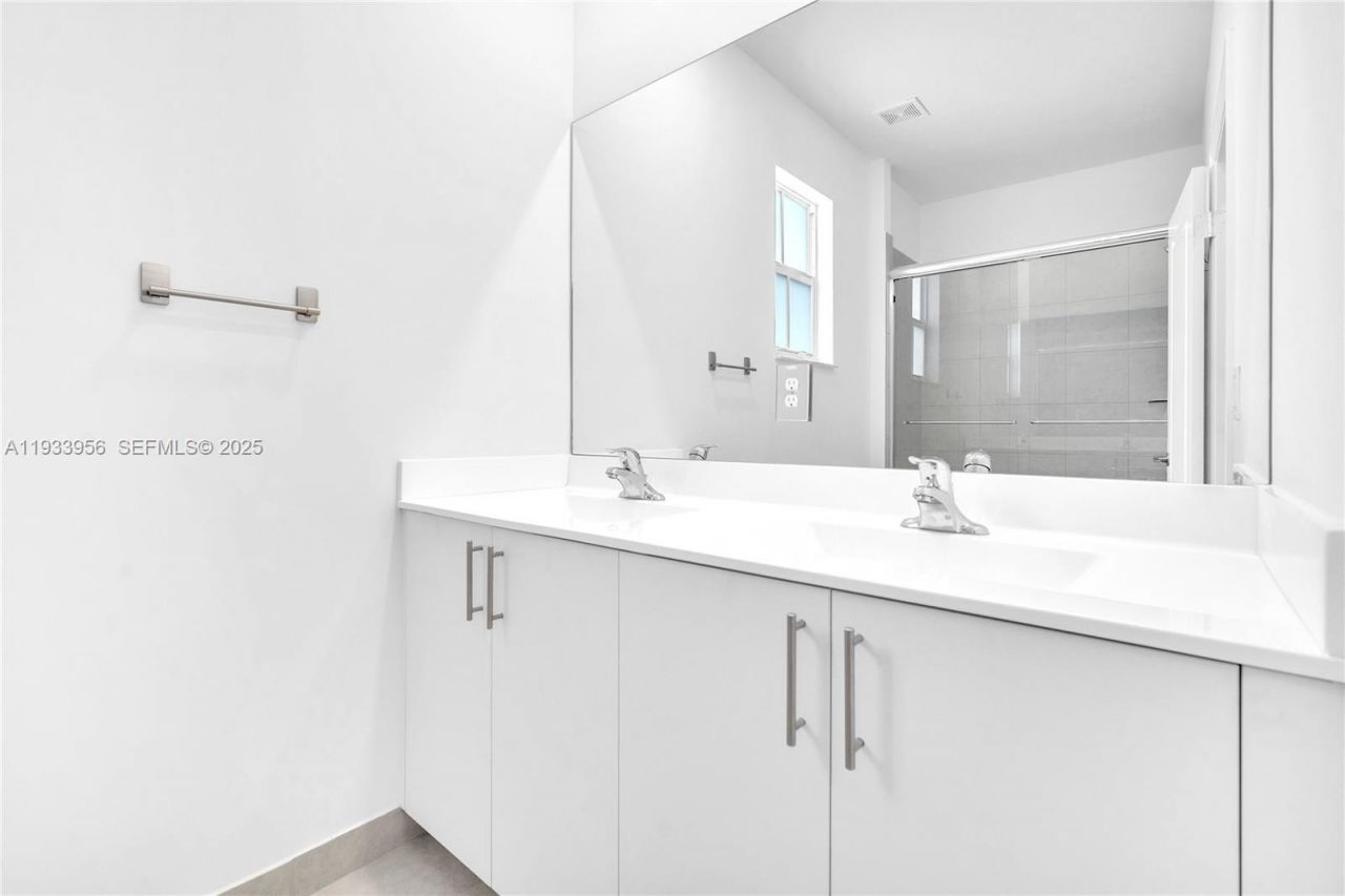 12002 NW 47th Manor, Coral Springs, FL 33076 Photo