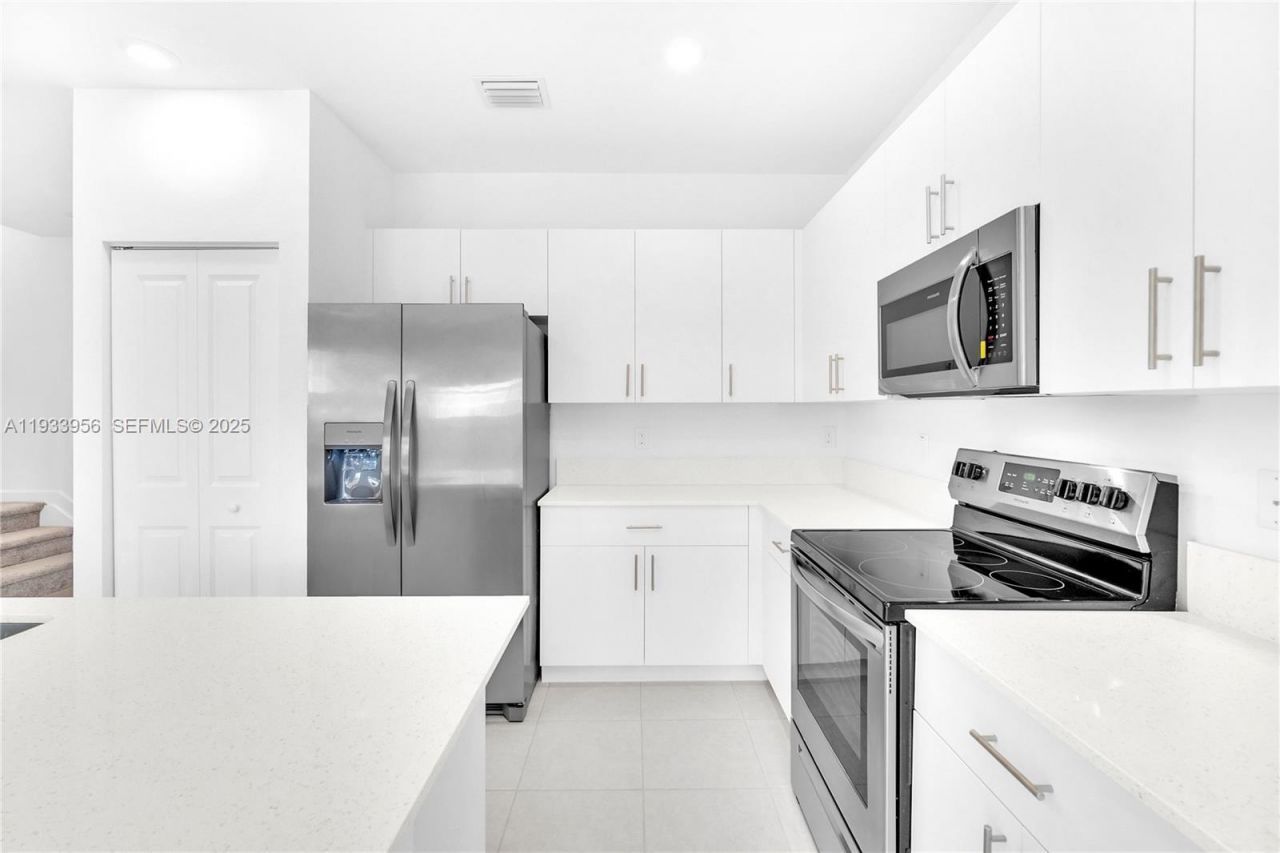 12002 NW 47th Manor, Coral Springs, FL 33076 Photo