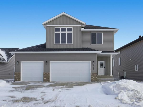 7699 Cub Creek Way, Horace, ND 58047