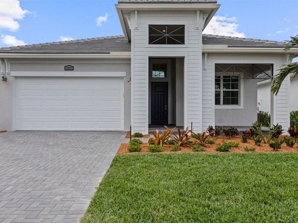 13777 SE Blackwood Drive, Port St. Lucie, FL 34984