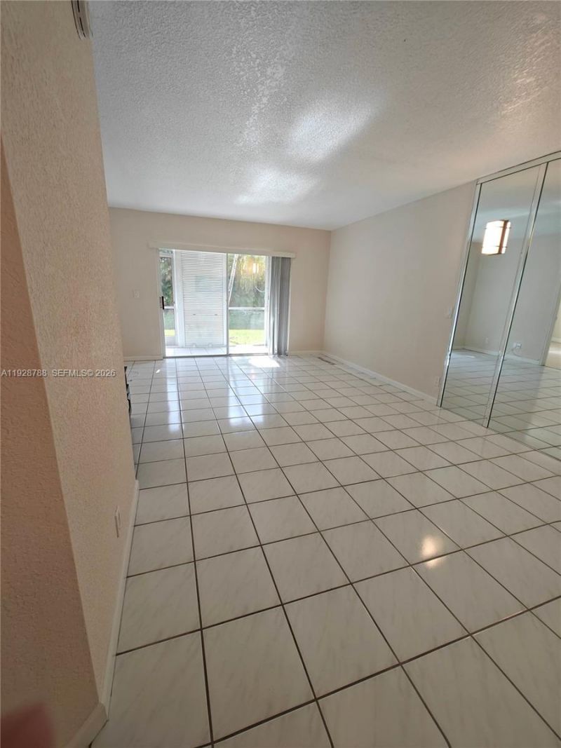 8750 Royal Palm Blvd, Unit 111-3, Coral Springs, FL 33065 Photo