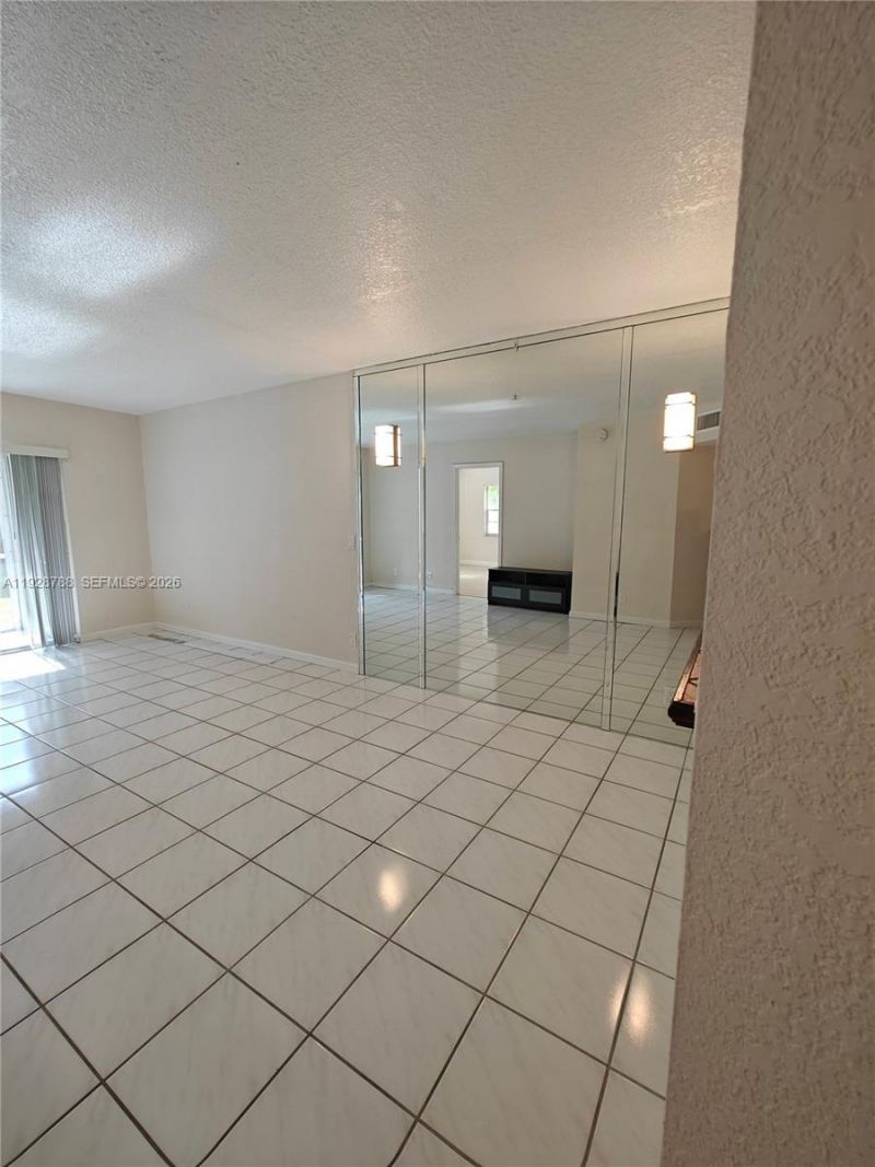 8750 Royal Palm Blvd, Unit 111-3, Coral Springs, FL 33065 Photo