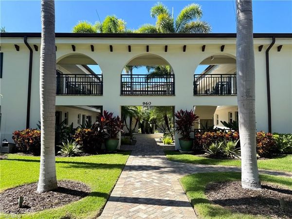 960 7th ST S, Unit 103, NAPLES, FL 34102