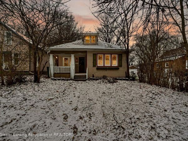 1824 Davis Avenue, Lansing, MI 48910