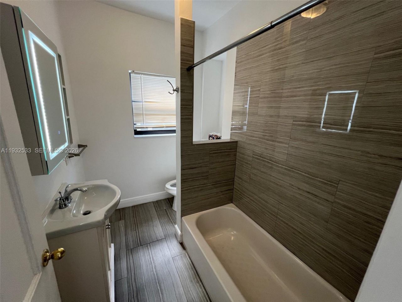 4575 Post Ave, Miami Beach, FL 33140 Photo