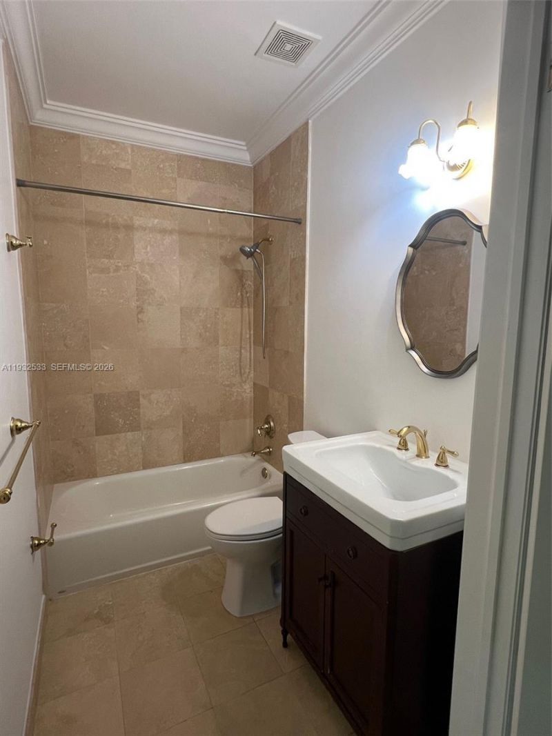 4575 Post Ave, Miami Beach, FL 33140 Photo