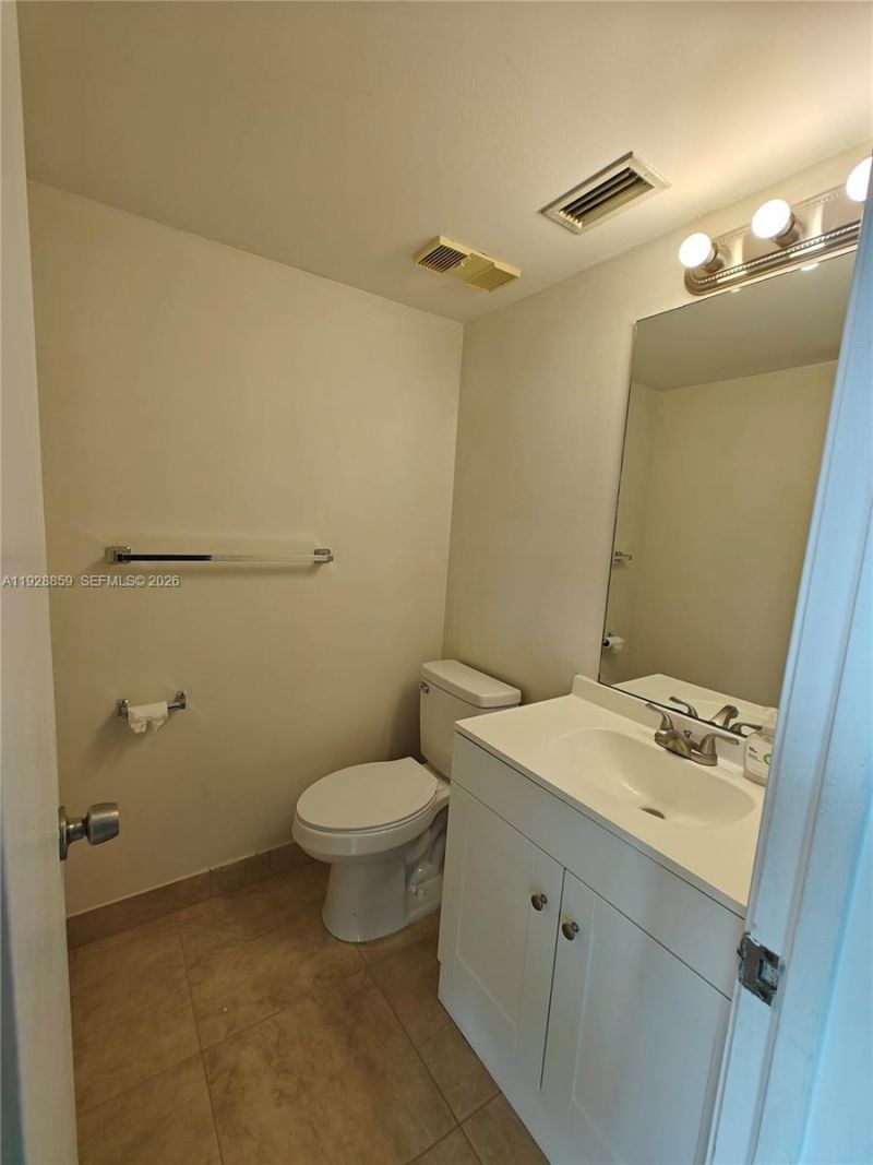 8770 Royal Palm Blvd, Unit 203-2, Coral Springs, FL 33065 Photo
