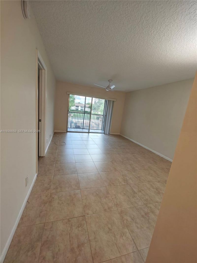 8770 Royal Palm Blvd, Unit 203-2, Coral Springs, FL 33065 Photo