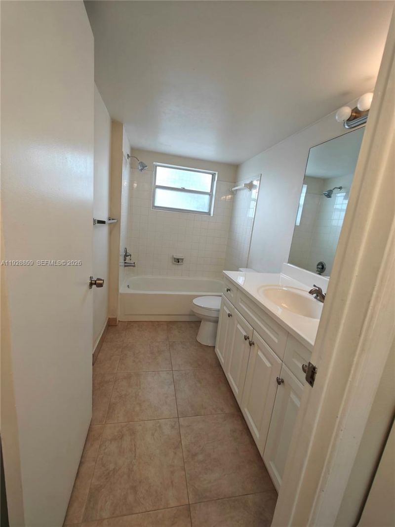 8770 Royal Palm Blvd, Unit 203-2, Coral Springs, FL 33065 Photo