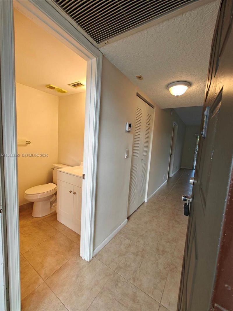 8770 Royal Palm Blvd, Unit 203-2, Coral Springs, FL 33065 Photo