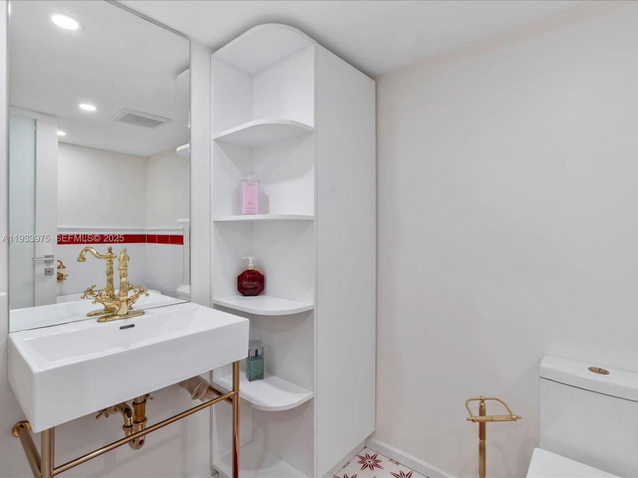 8877 Collins Ave , Unit 704, Surfside, FL 33154 Photo